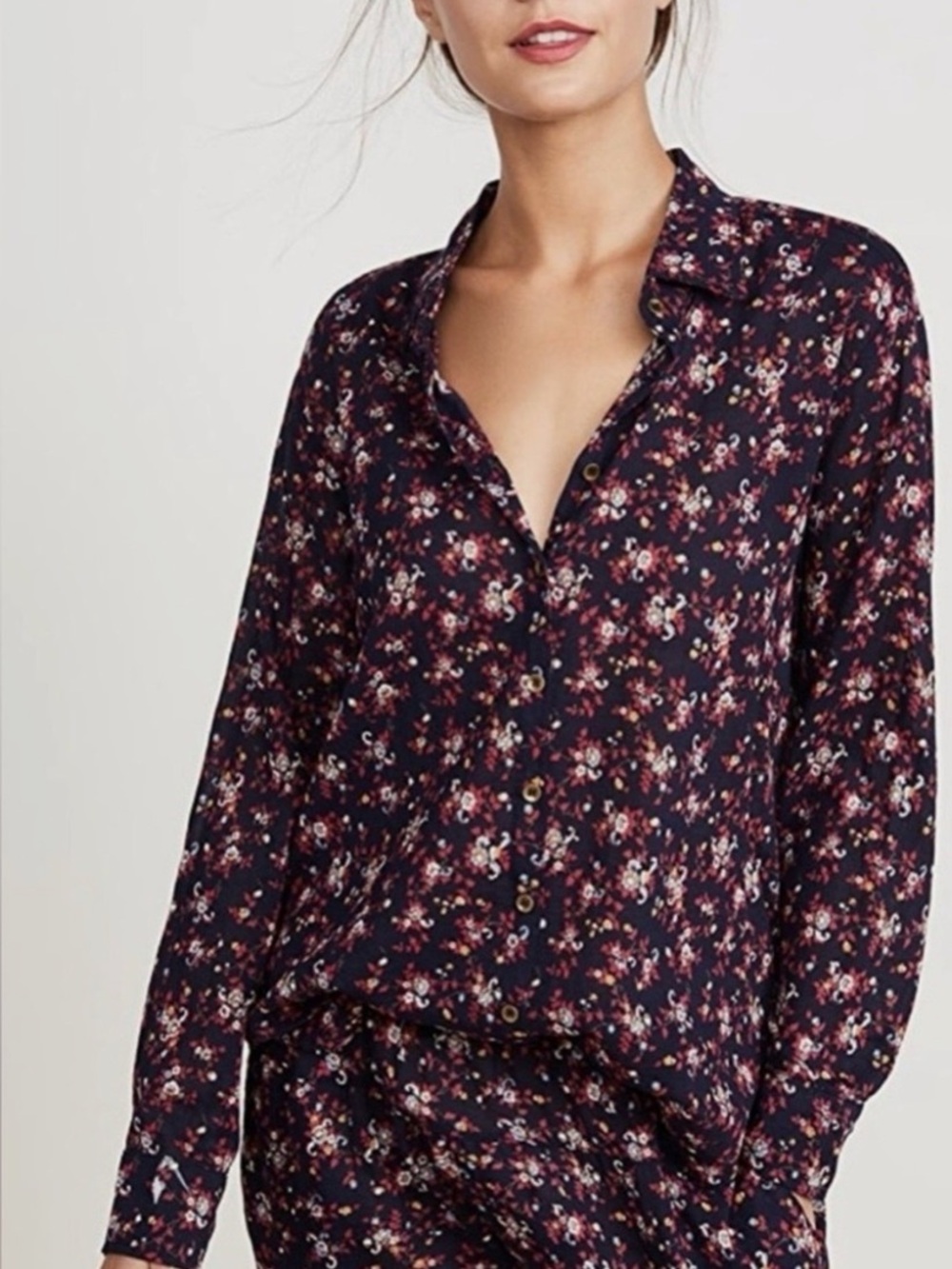 Xirena Beau floral button up shirt XS secret garden lightweight cotton ditsy USA